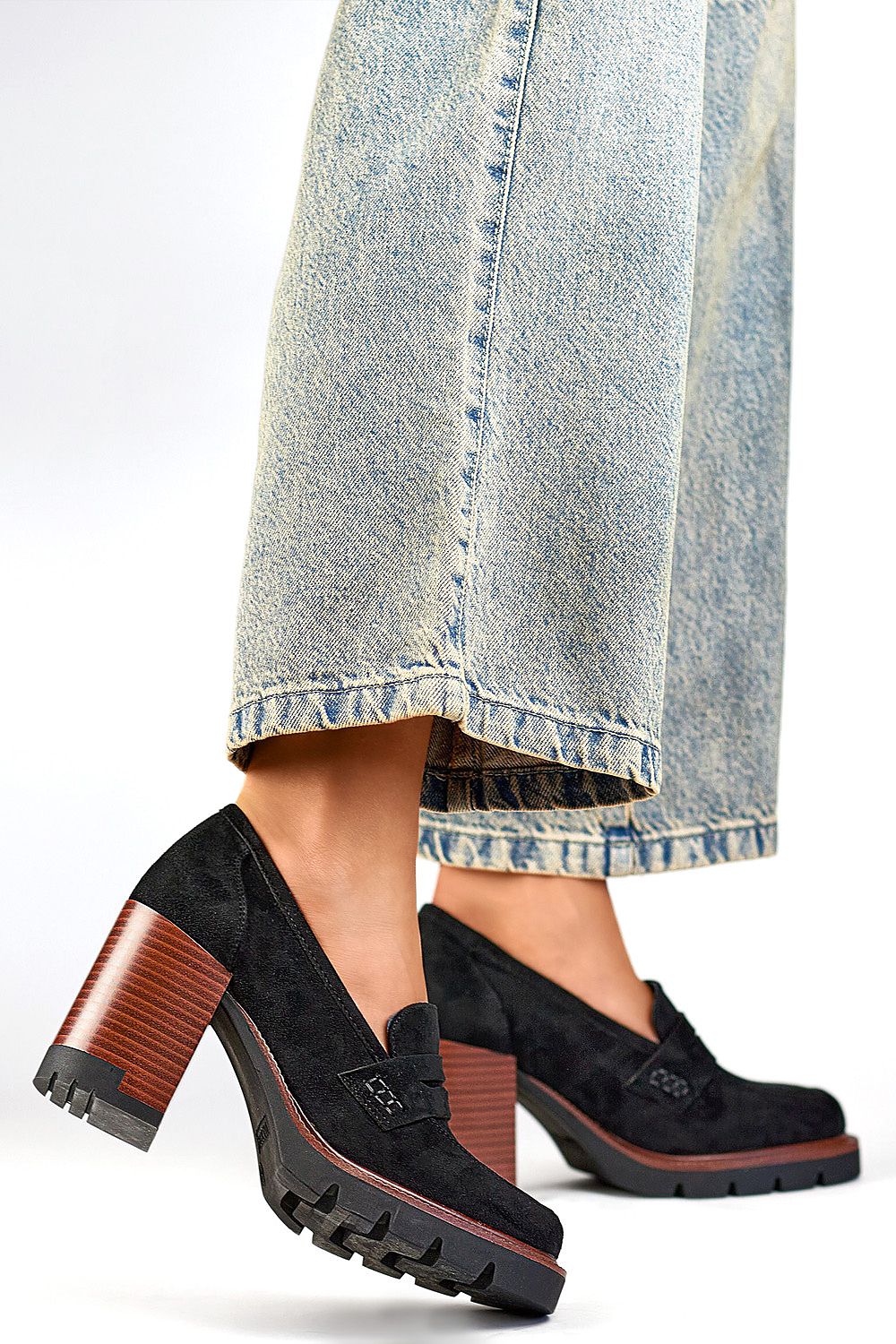  Block heel pumps model 200455 PRIMO 
